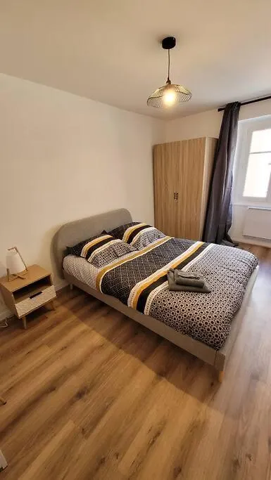 Apartment Bel Appart' 3 Chambres 3 Sdb Au Centre-Ville St Etienne Saint-Etienne